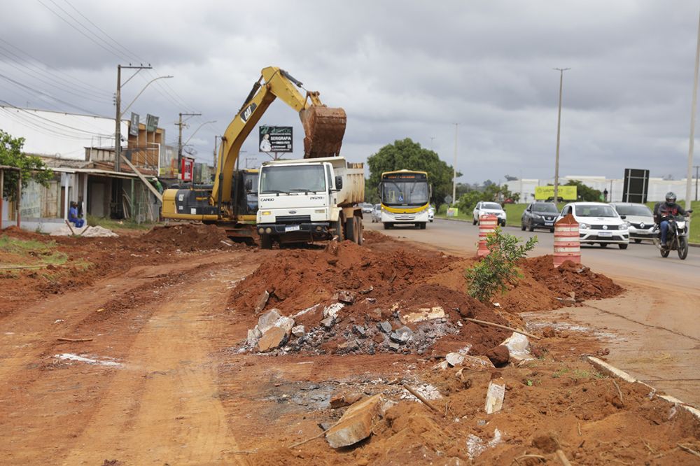 GDF inicia obras de drenagem e recapeamento na DF-290, em Santa Maria